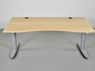 Kinnarps hæve-/sænkebord med mavebue, 160 cm.