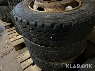 Dæk med fælg 275/70R22.5 3 styk