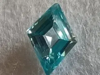 2.25 Karat 100% Naturlig Cambodia Blå Zirkon 