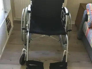 Ultralet kørestol