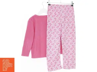 Børne pyjamassæt i pink fra Primark (str. 116)