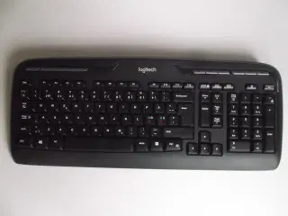 Logitech MK320 trådløst tastatur og Logitech M185