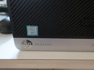 Skærm 22" m. tastatur HP L2208w (PC medfølger ikke)