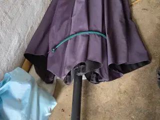 Parasol med granitfod