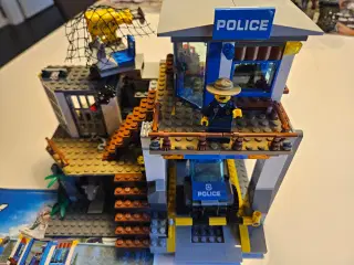 Lego Bjergpolitiets hovedkvarter