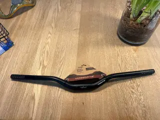 MBT Styr. Mærke: Yosemit.