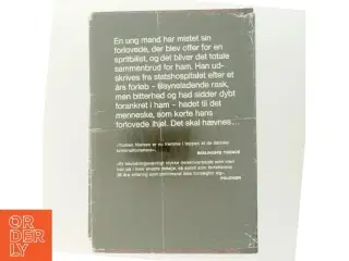 Nitten røde roser af Torben Nielsen (Bog)