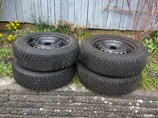Vinterdæk med fælge til Hyundai i10