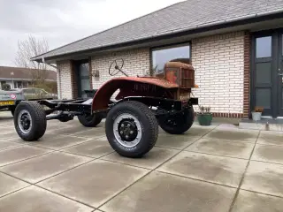 Dodge 4x4 projekt