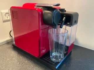 Nespresso kaffemaskine Lattissimo Touch DeLonghi