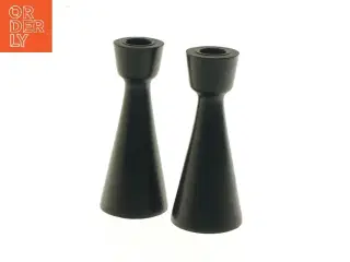 Sæt af to lysestager (str. 15 cm)
