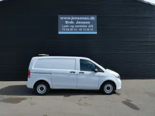 Mercedes-Benz Vito 114 A1 2,1 CDI BlueEfficiency Complete 136HK Van Aut.