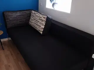 Sovesofa med topmadras