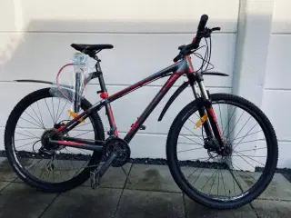 MTB. Giant. 27,5" Hjul, 41cm. stel, 24 gear