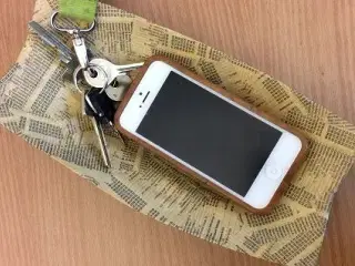HÅNDLAVET FAD I papmaché - TELEFONBOG
