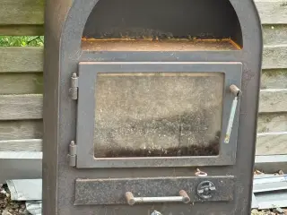Gammel brændeovn