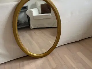 Ovalt “guld spejl