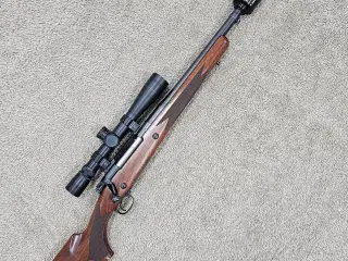 Winchester Model 70 Safari Express 375 H&H Magnum