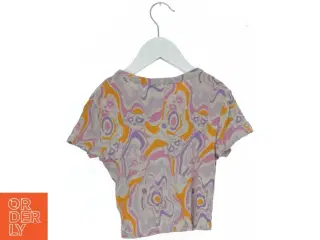 Farverig T-Shirt med mønster fra H&M (str. 140)