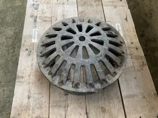 Kubel rist, med krage til 315 mm brønd