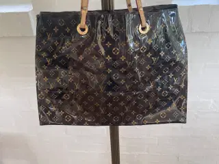 Louis Vuitton shopper 