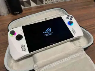 ASUS ROG Ally Z1 Extreme