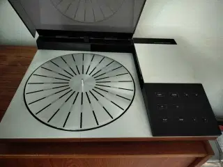 Beogram 6002 i lækker design 