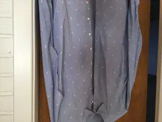 Lyseblå Tommy Hilfiger skjorte