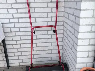 Plæneklipper sælges billigt