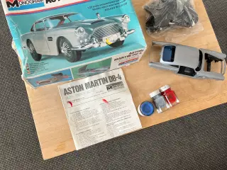 Modelbil Aston Martin DB-4 1:25