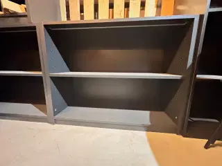 Sort Reoler 