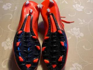 Adidas F10 