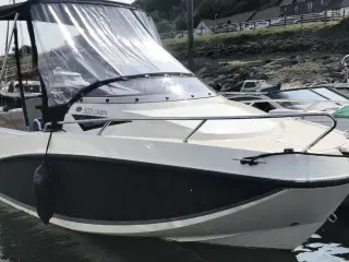 Quicksilver Cabin 505, motorbåd