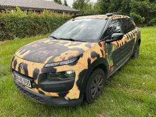 Citroën C4 Cactus 1,6 Blue HDi Shine start/stop 100HK 5d