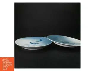 Blå og hvide dekorative tallerkener (str. Ø. 26 cm)