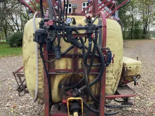NYSYNET marksprøjte, Hardi, 12 m