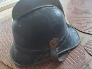 brandhjelm, læder, brandmandshjelm antik