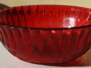 Rubinrød Glas skål