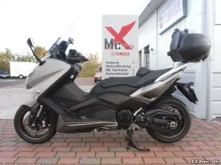 Yamaha T-Max 530