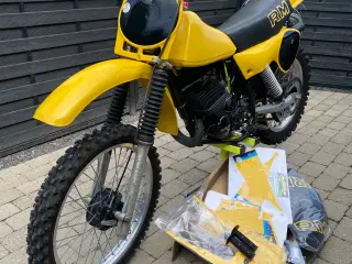 Suzuki 100 ccm  