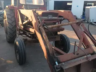 traktor med frontlæsser
