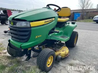 Græsslåmaskine John Deere X304