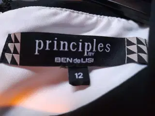 Cocktailkjole, Principles By BEN de LISI, str. S