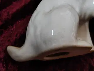Fin Foreign porcelænshund