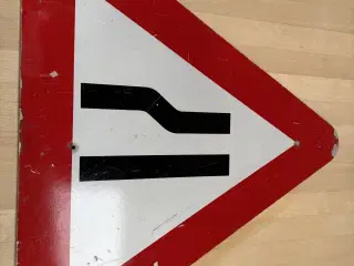 Ældre vejskilt 