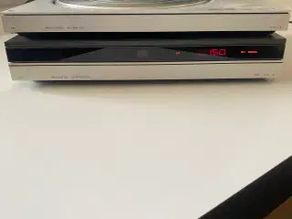 B&O pladespiller og seberat radio som passer til