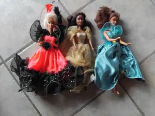 Barbiedukker, flere forskellige. Se alle foto.
