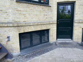 Tørt og lyst kælderrum til leje på Frederiksberg – ideelt til håndværker eller kreativt hjørne