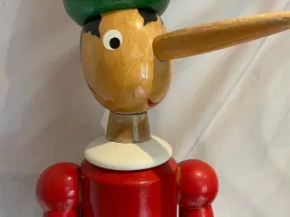Stor håndlavet Pinocchio figur i træ