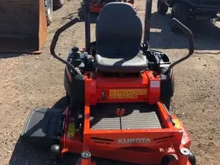 Kubota Z122R